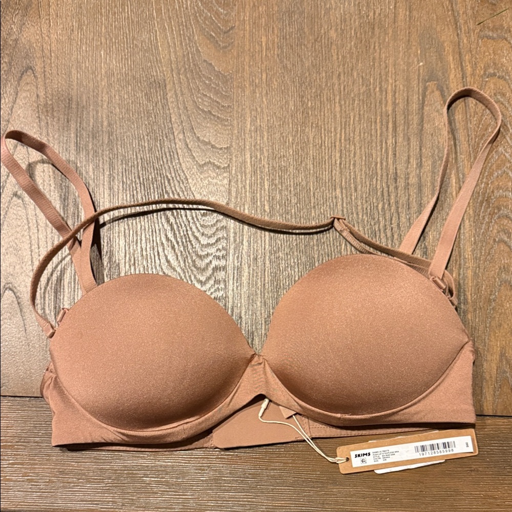 SKIMS Ultimate Push-Up Strapless Bra